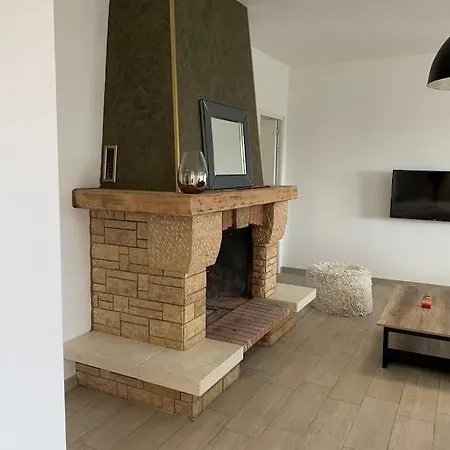 Caminu Di Vecchio***.