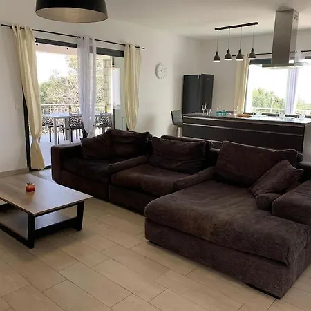 Caminu Di Vecchio***. 別荘